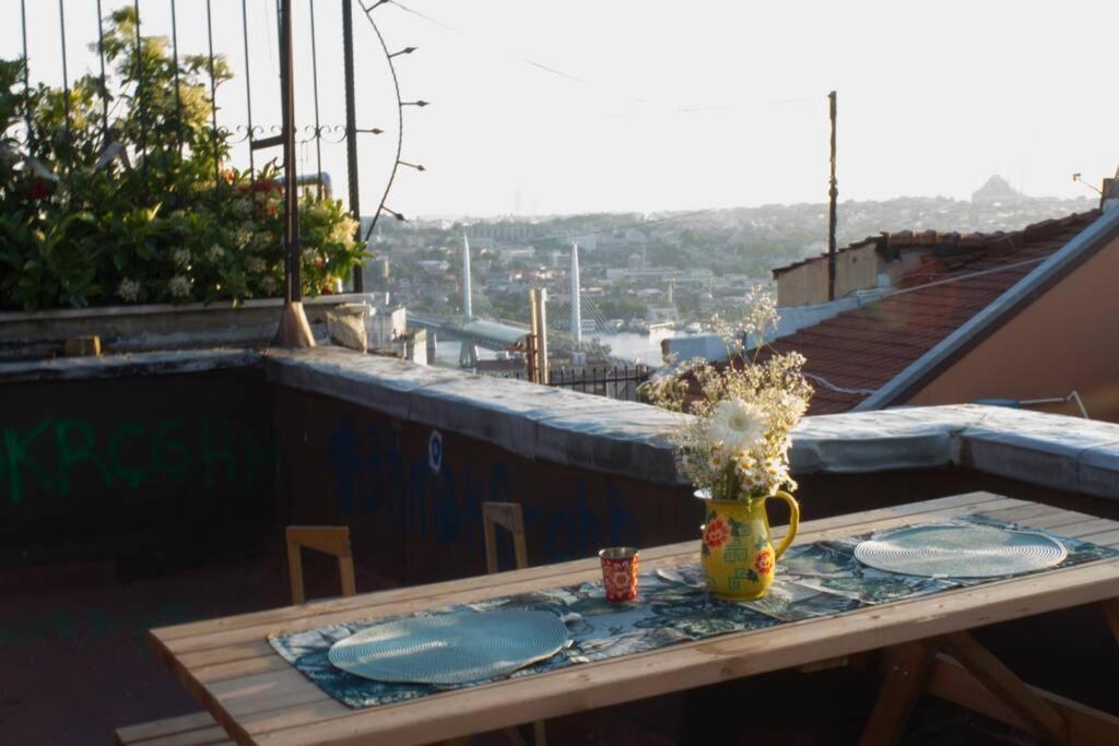 Sincere Istanbul Experience In Galata Area. Apartman Kültér fotó